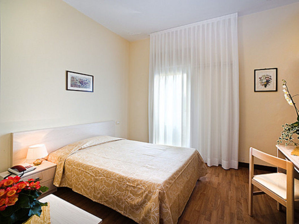Hotel B&B Risorta Abano Terme Bagian luar foto