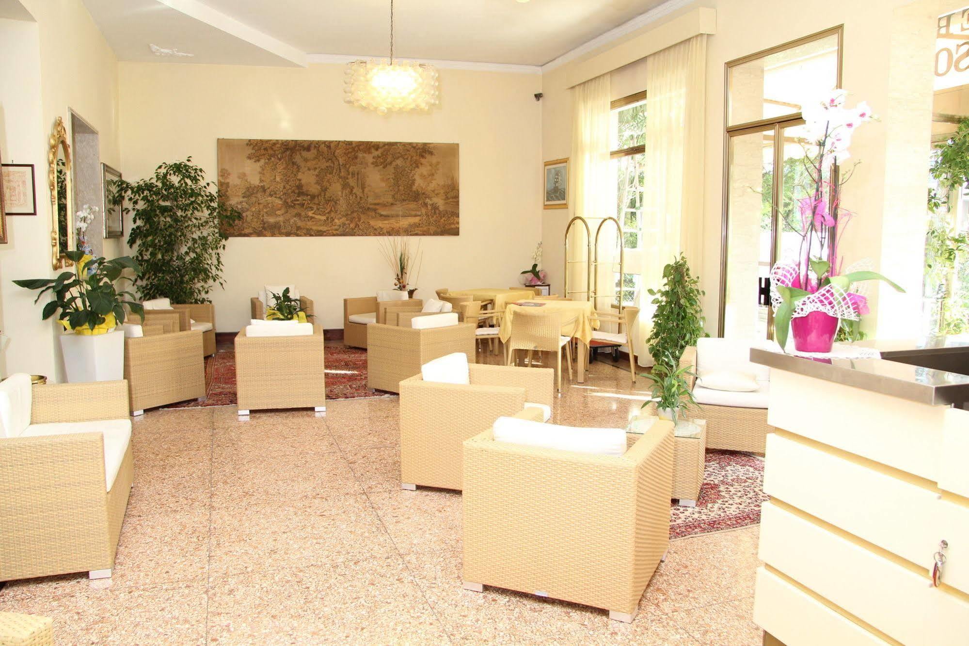 Hotel B&B Risorta Abano Terme Bagian luar foto